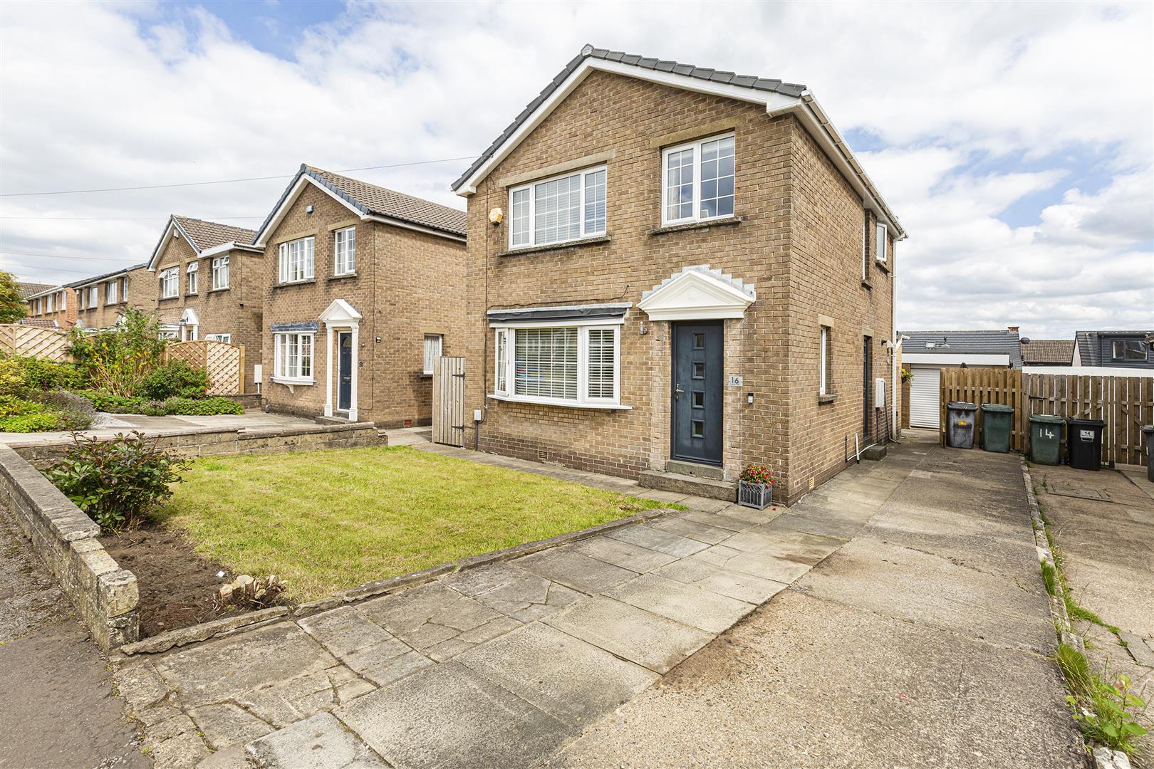 House Detached Marcus Way, Mount, Huddersfield